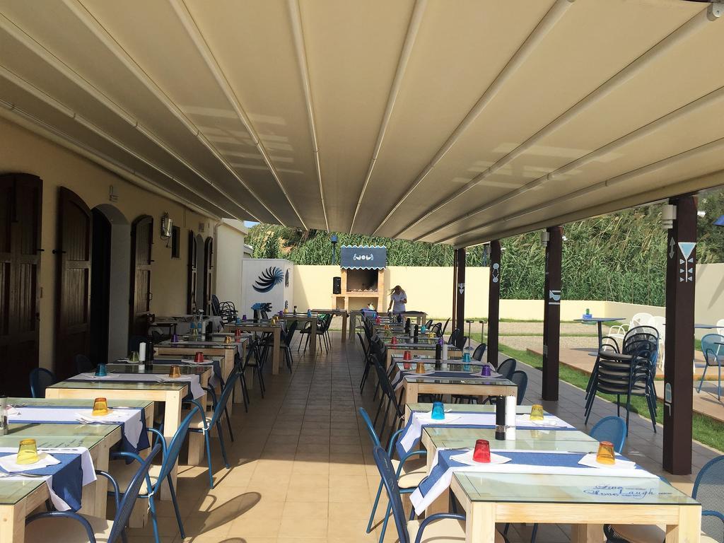 Hotel Villa Del Mare Sìnnai Екстериор снимка