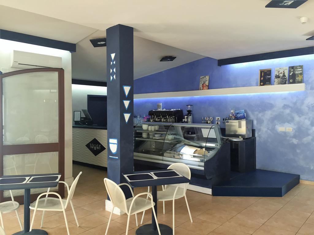 Hotel Villa Del Mare Sìnnai Екстериор снимка